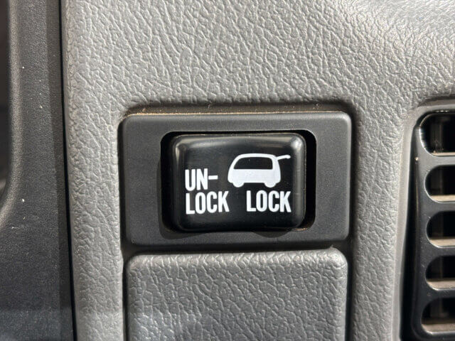 1998 SUBARU SAMBAR TRUCK