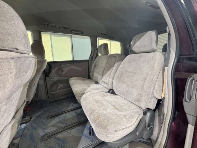 2000 TOYOTA ESTIMA
