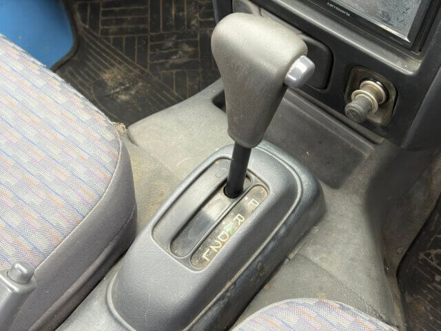 2000 DAIHATSU HIJET TRUCK