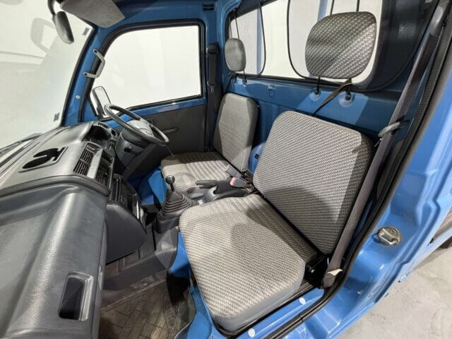 2000 DAIHATSU HIJET TRUCK