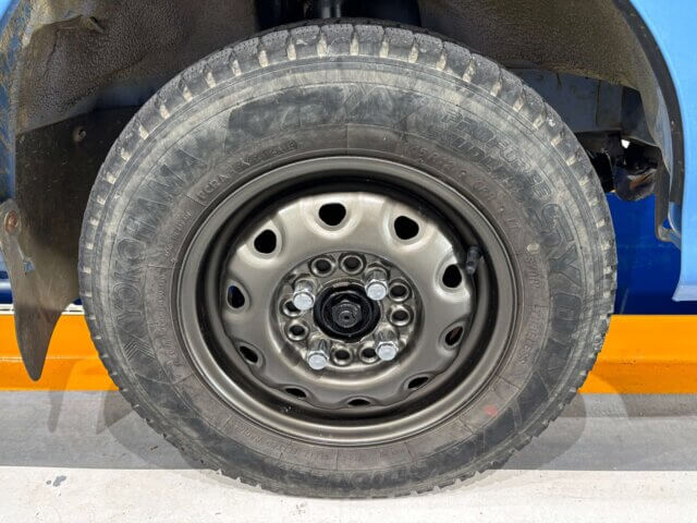 2000 DAIHATSU HIJET TRUCK