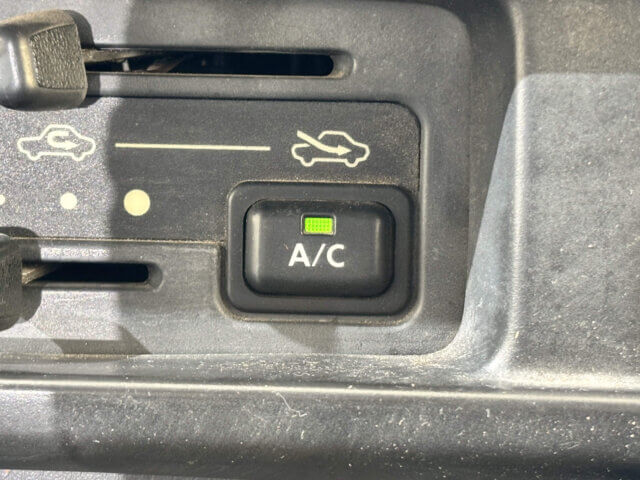 2000 DAIHATSU HIJET TRUCK