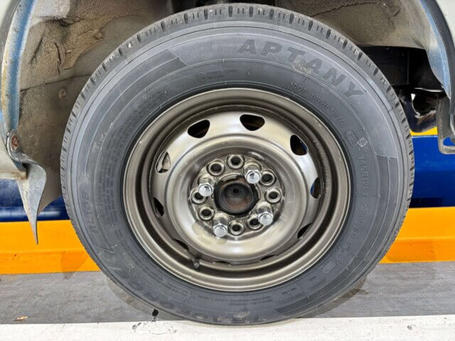 2000 DAIHATSU HIJET TRUCK