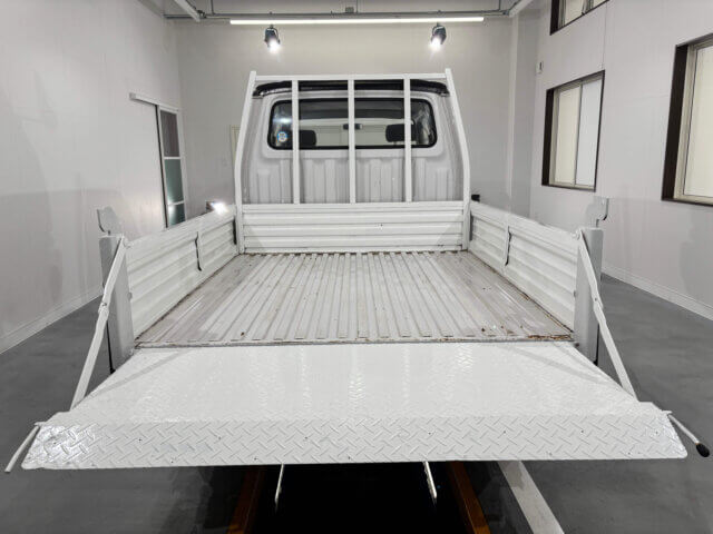 1995 MAZDA BONGO TRUCK