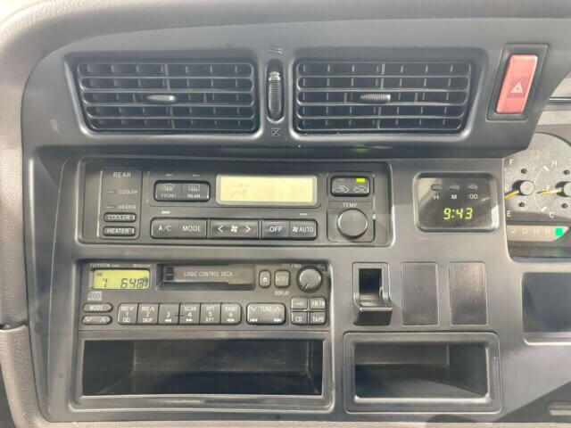 1996 TOYOTA HIACE WAGON