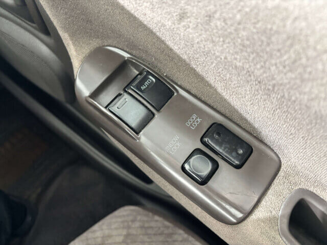 1996 TOYOTA HIACE WAGON