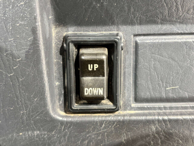 1999 DAIHATSU HIJET DUMP