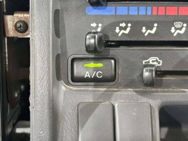 2000 SUBARU SAMBAR TRUCK