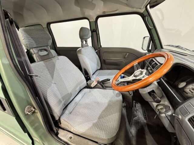 1994 SUBARU SAMBAR VAN CLASSIC