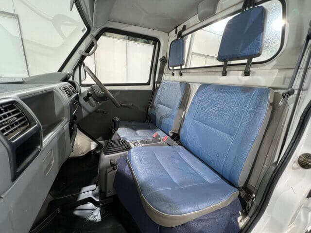 1999 MITSUBISHI MINICAB TRUCK