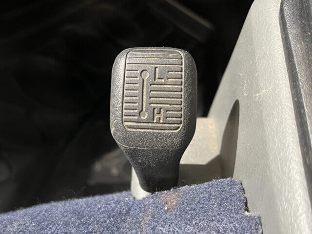 1999 MITSUBISHI MINICAB TRUCK