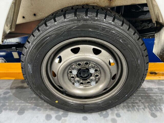 1999 MITSUBISHI MINICAB TRUCK