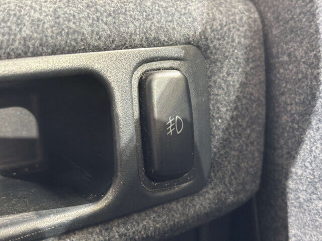 2000 MITSUBISHI PAJERO IO