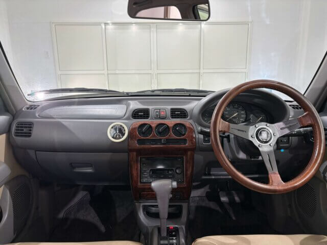 1999 MITSUOKA VIEWT
