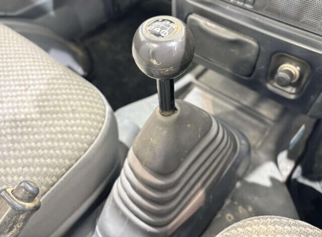 2000 DAIHATSU HIJET TRUCK