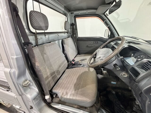 2000 DAIHATSU HIJET TRUCK