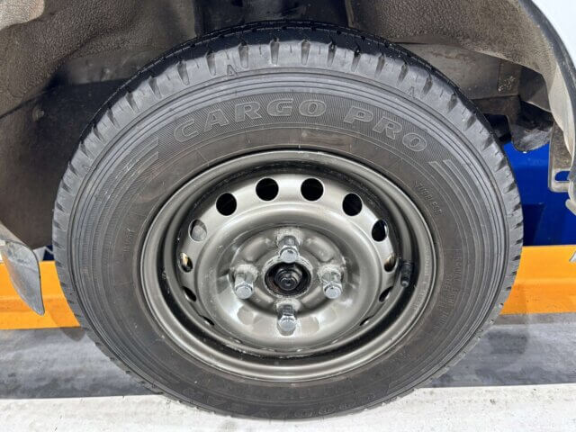 2000 DAIHATSU HIJET TRUCK