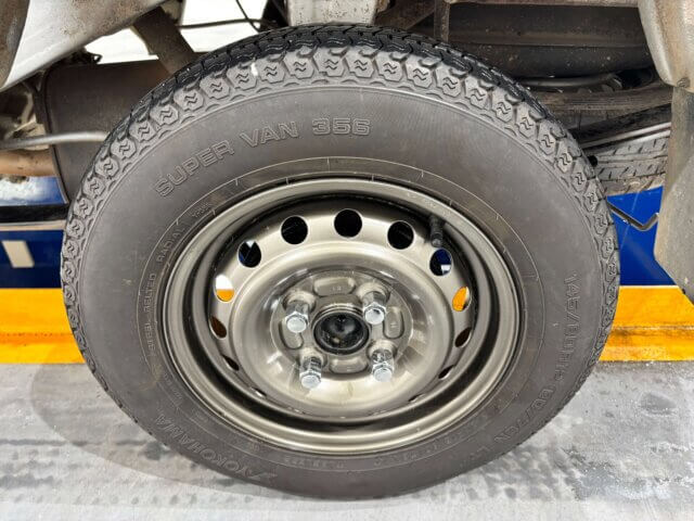 2000 DAIHATSU HIJET TRUCK