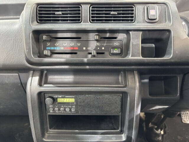 2001 DAIHATSU HIJET TRUCK