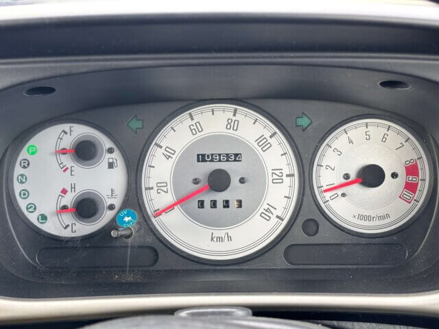 2001 DAIHATSU MIRA GINO