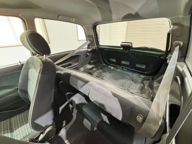 2001 DAIHATSU MIRA GINO