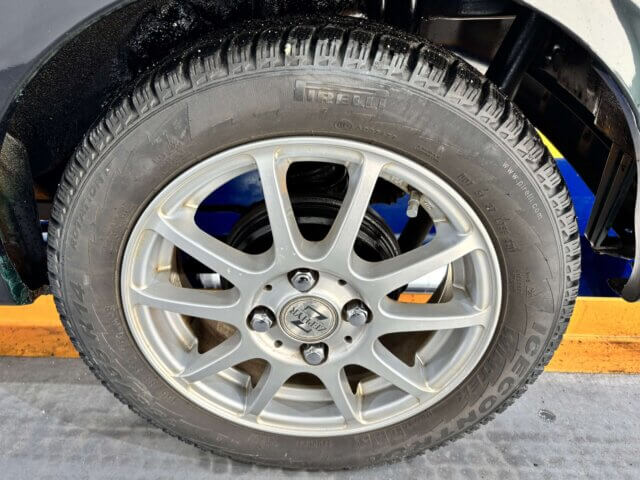 2001 DAIHATSU MIRA GINO