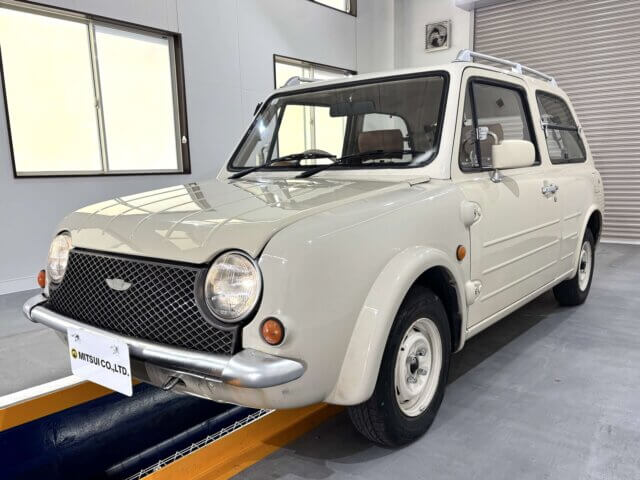 1990 NISSAN PAO