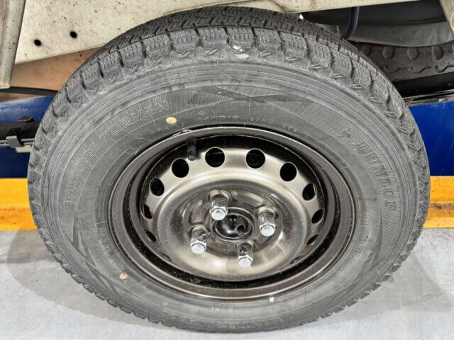 2000 MITSUBISHI MINICAB TRUCK