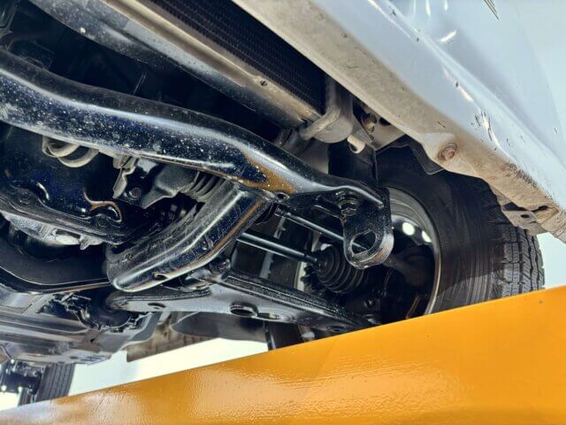 2000 MITSUBISHI MINICAB TRUCK