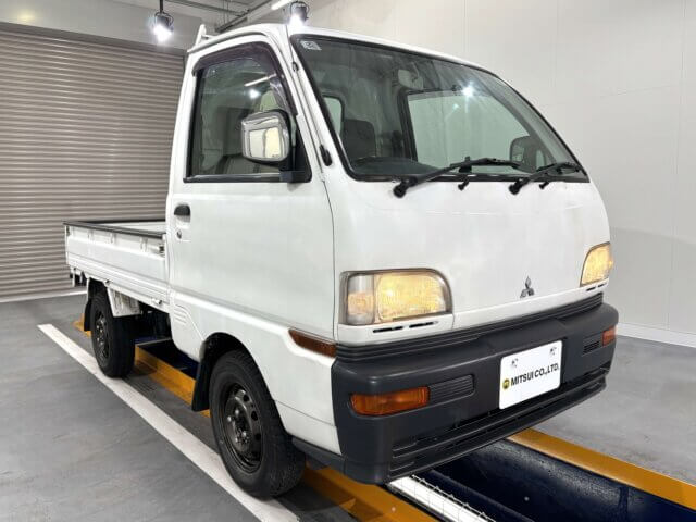 1998 MITSUBISHI MINICAB TRUCK