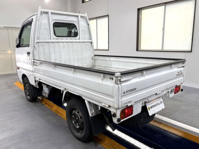1998 MITSUBISHI MINICAB TRUCK