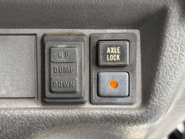 1998 SUZUKI CARRY DUMP