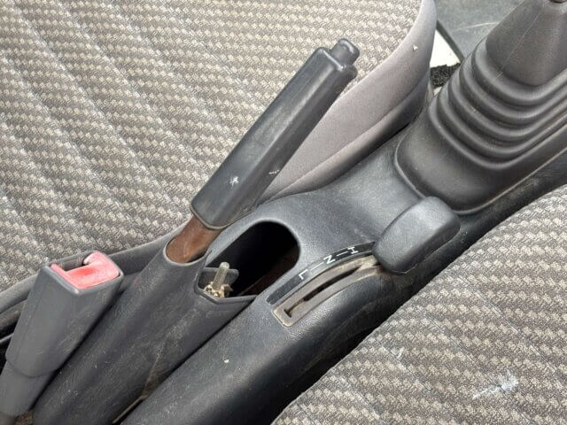 2000 DAIHATSU HIJET TRUCK