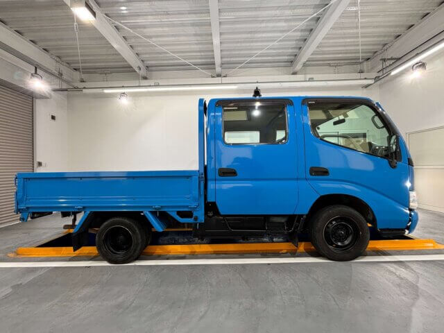 2001 TOYOTA DYNA TRUCK