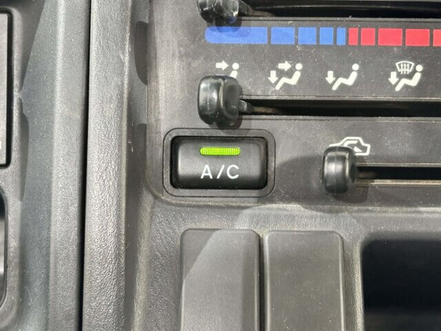 2000 SUBARU SAMBAR TRUCK