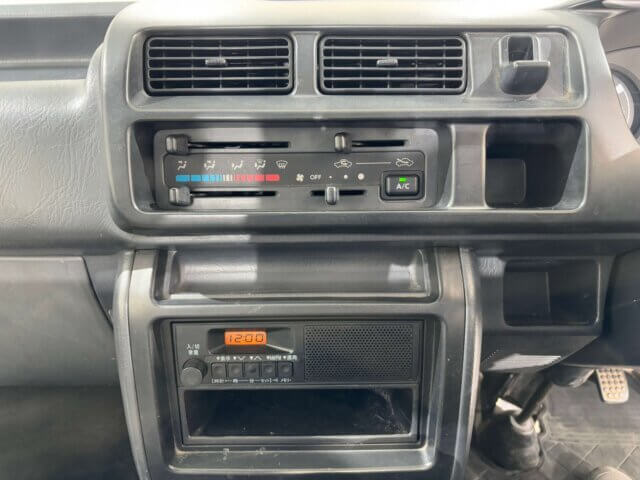 2000 DAIHATSU HIJET TRUCK