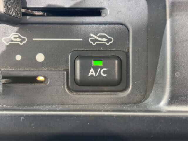 2000 DAIHATSU HIJET TRUCK