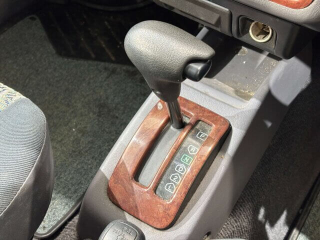 1998 MITSUBISHI PAJERO MINI