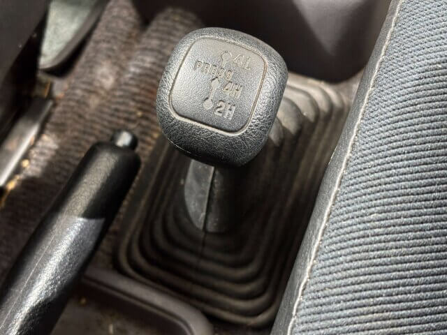 1998 MITSUBISHI PAJERO MINI