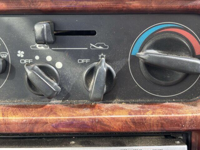 1998 MITSUBISHI PAJERO MINI