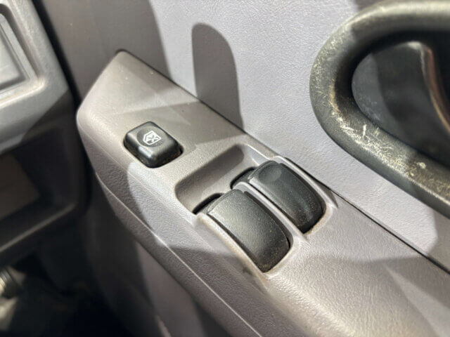 1998 MITSUBISHI PAJERO MINI