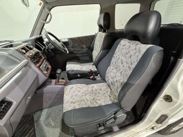 1998 MITSUBISHI PAJERO MINI