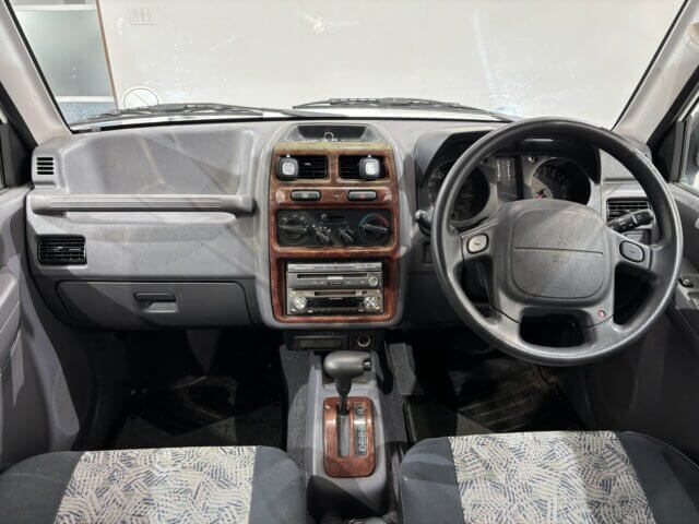1998 MITSUBISHI PAJERO MINI