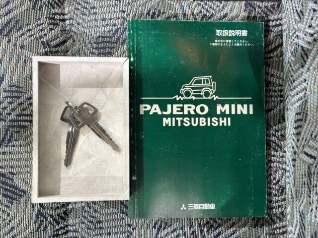 1998 MITSUBISHI PAJERO MINI