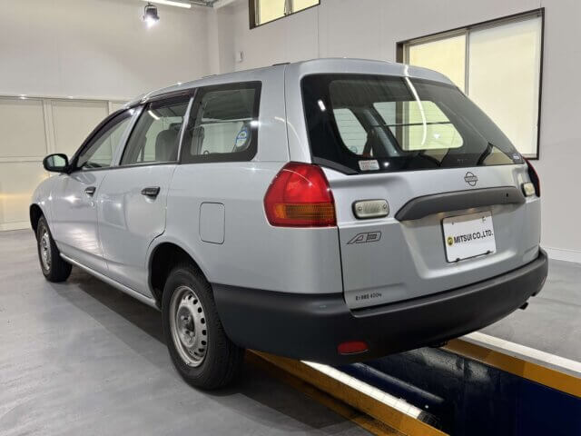 2001 NISSAN AD VAN
