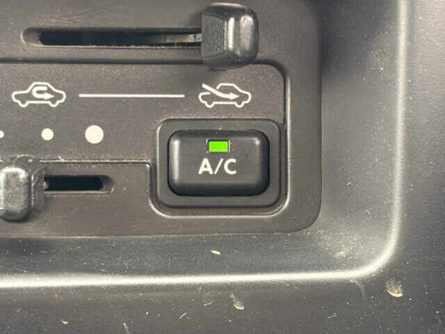 2001 DAIHATSU HIJET DECK VAN