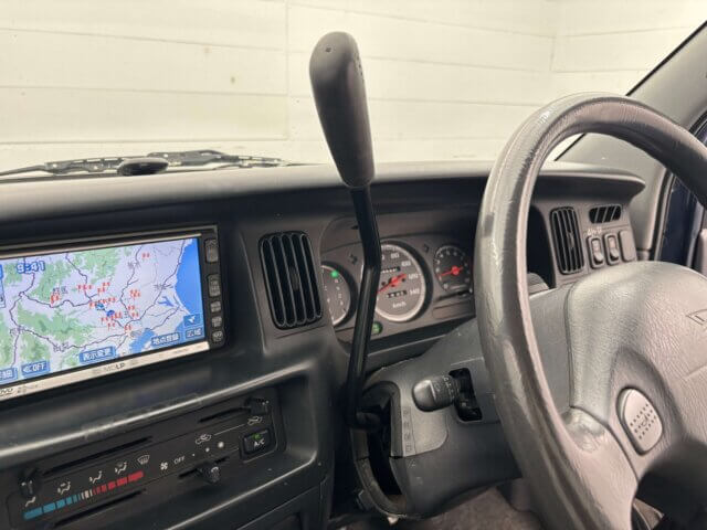 2001 DAIHATSU HIJET DECK VAN