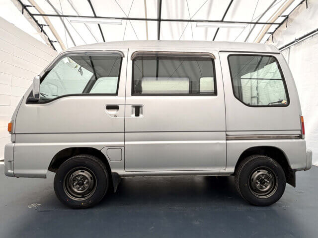 1996 SUBARU SAMBAR VAN