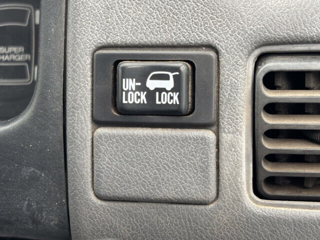 1996 SUBARU SAMBAR VAN