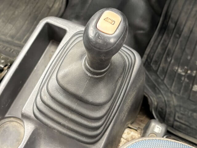 2001 SUBARU SAMBAR TRUCK